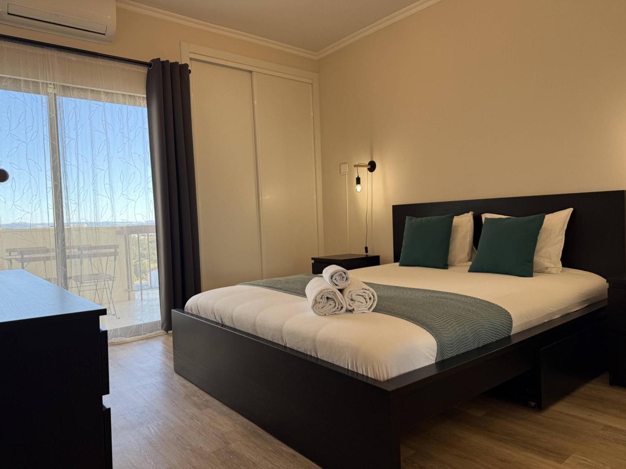 Luxe Condo With Pool, Airco And Seaview Balcony - Go4Portugal - Albufeira Exteriör bild
