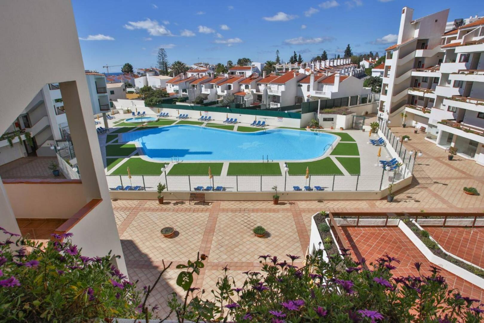 Luxe Condo With Pool, Airco And Seaview Balcony - Go4Portugal - Albufeira Exteriör bild